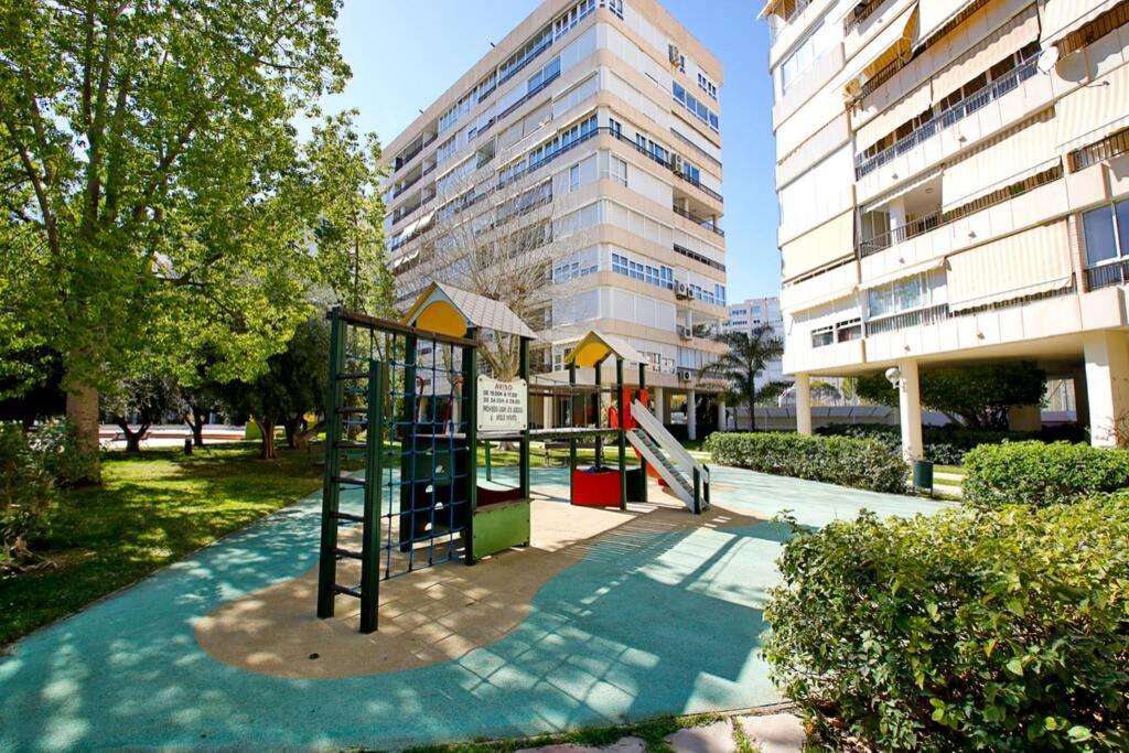 Garden Apartment With Pool And Ac Alicante Exterior photo
